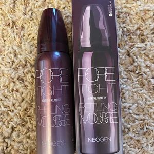 (2) Neogen Pore Tight Face Peeling Moose